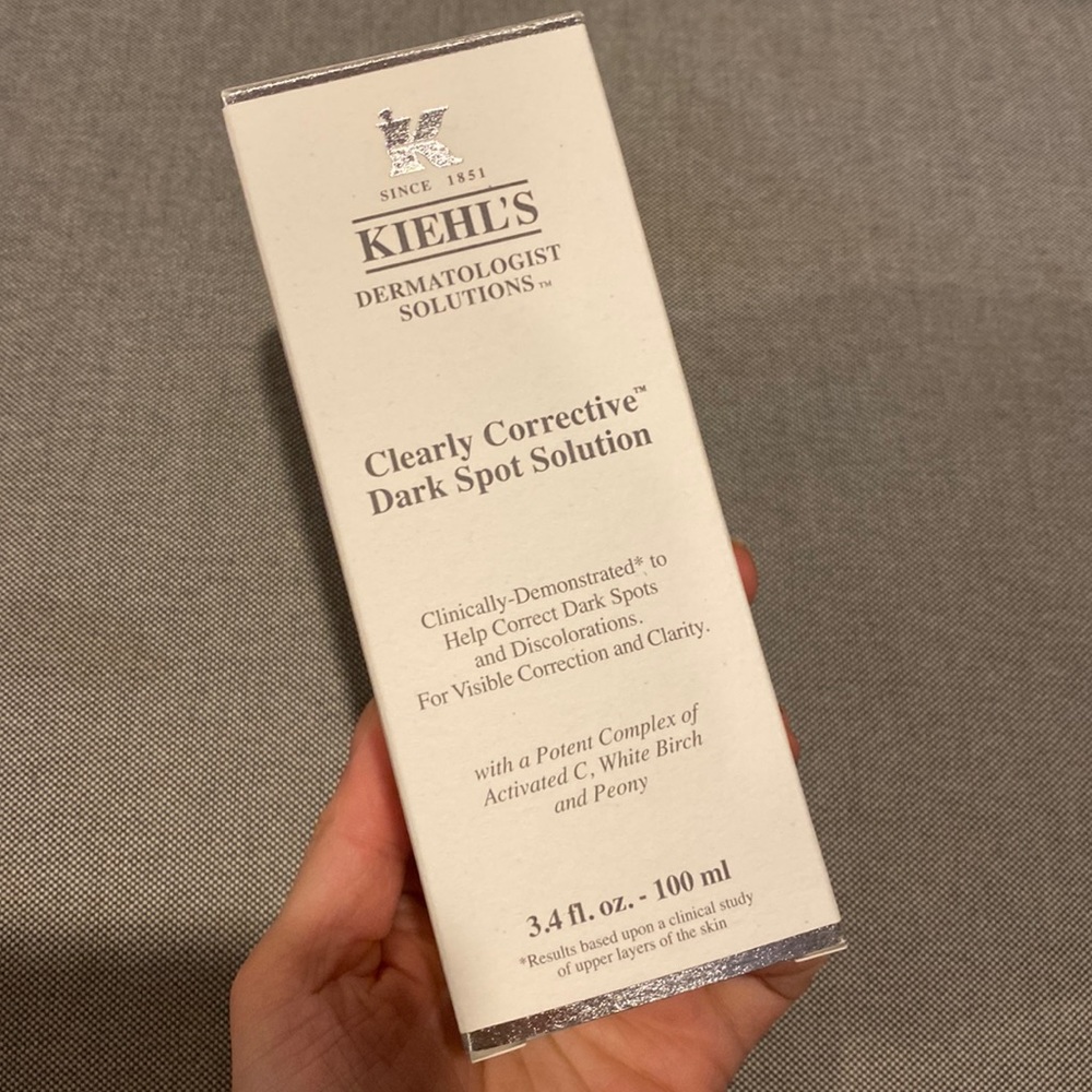 Kiehl's clearly corrective dark spot solution 3.4oz new